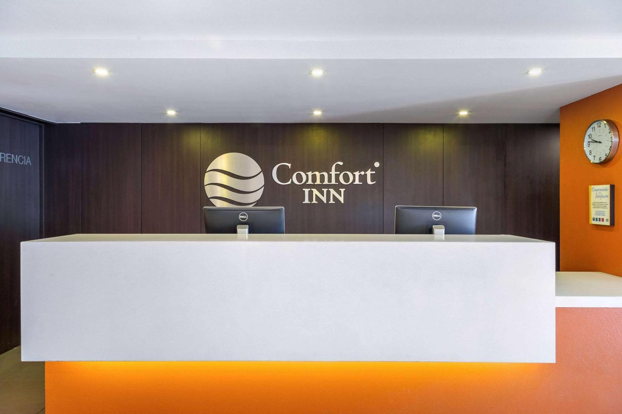 Comfort Inn San Luis Potosí Екстериор снимка